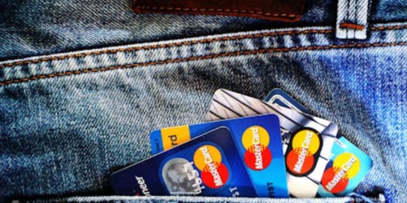 Smart Borrowing Tips for Managing Debt With Confidence Image2